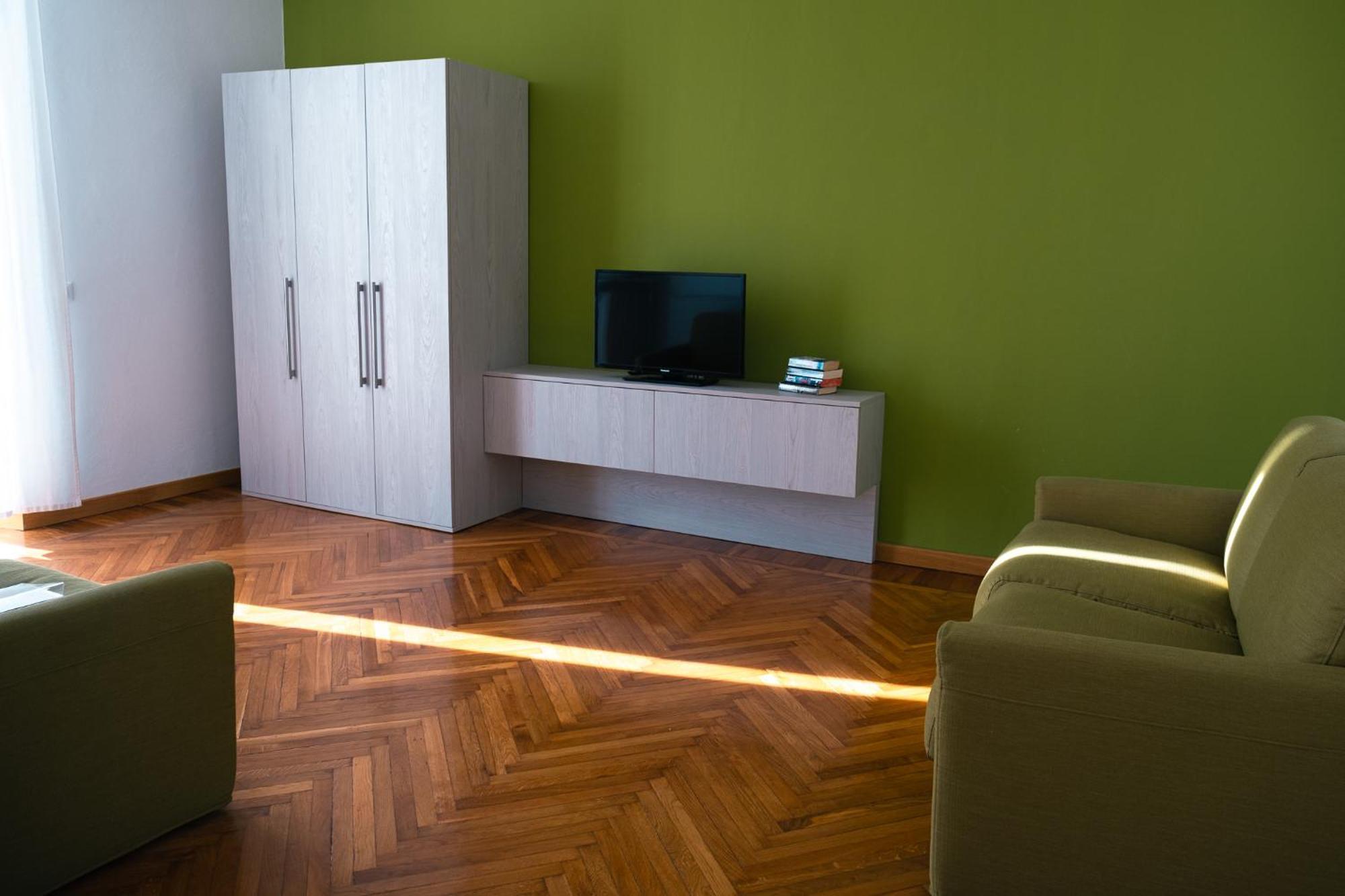 Residenza Cece' Apartment Lecco Bagian luar foto