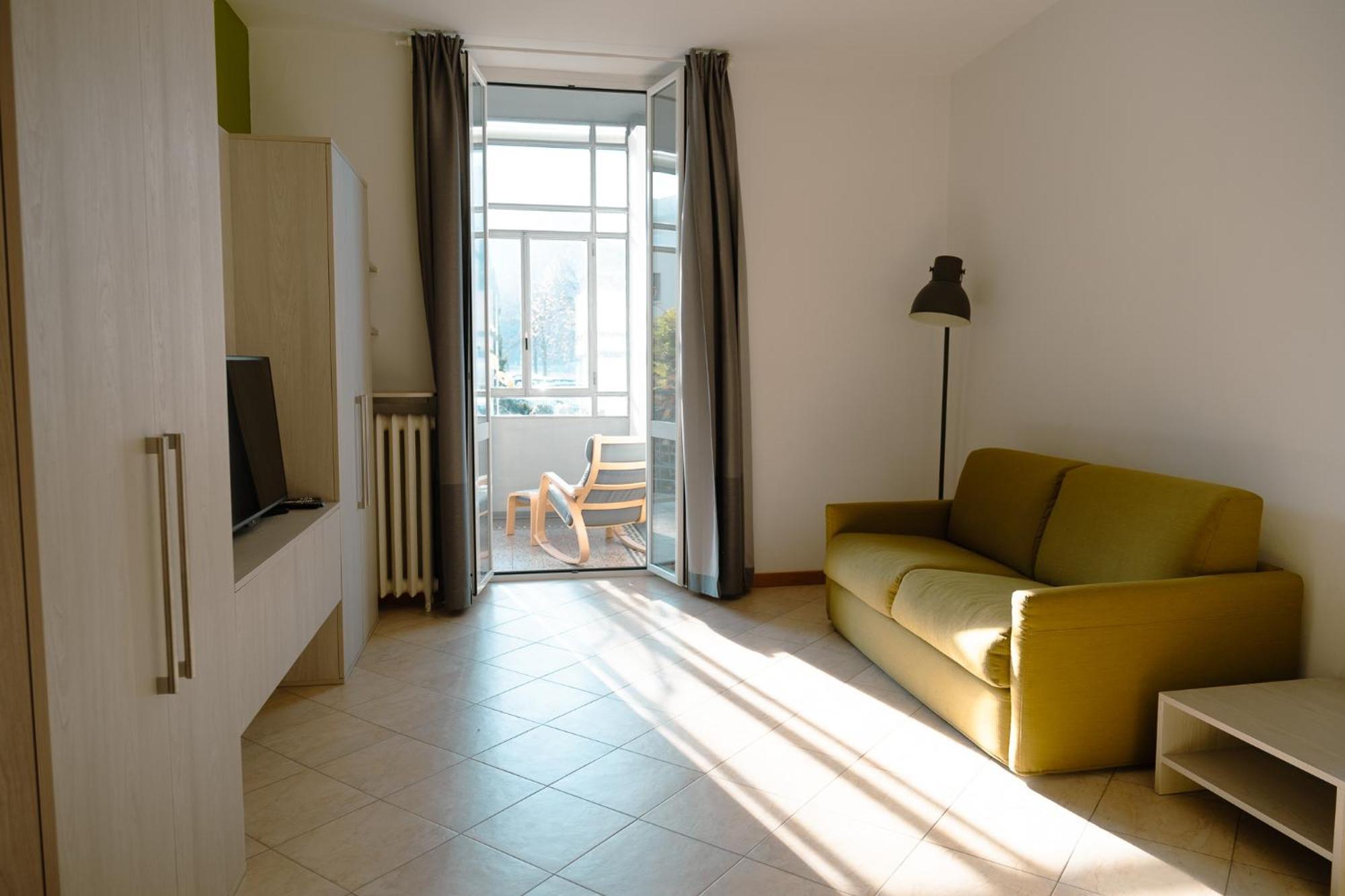 Residenza Cece' Apartment Lecco Bagian luar foto