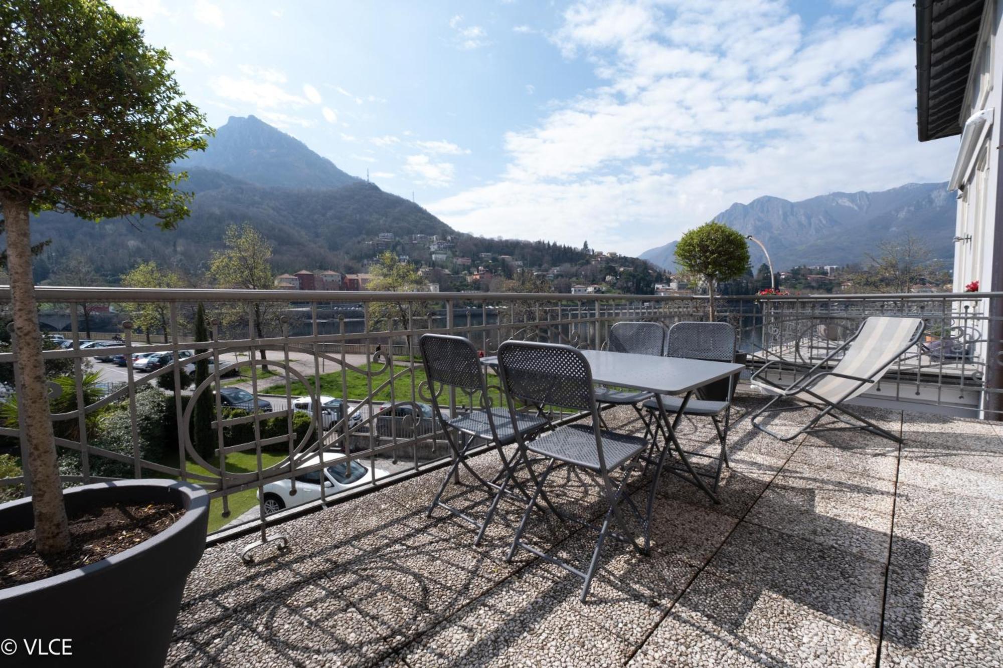 Residenza Cece' Apartment Lecco Bagian luar foto